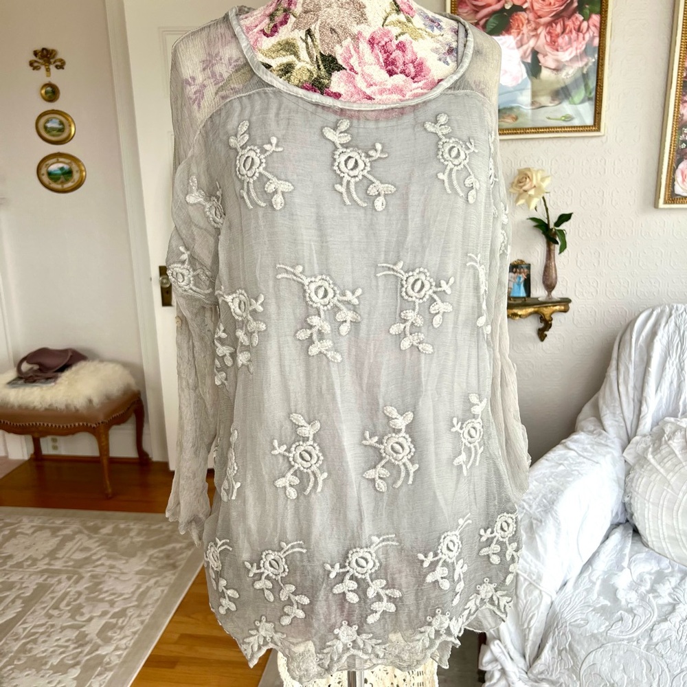 Made In Italy  Sheer Gray Floral Roses Embroidered Top with slip L Silk